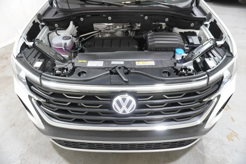 New 2026  Volkswagen SE w/Technology image 30
