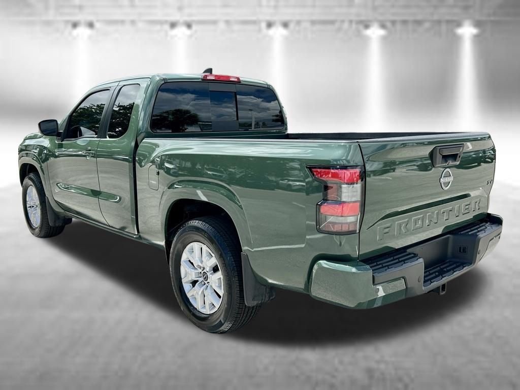 Used 2024 Green Nissan SV image 9