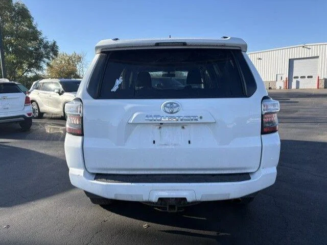 Used 2019 Super White Toyota SR5 image 13
