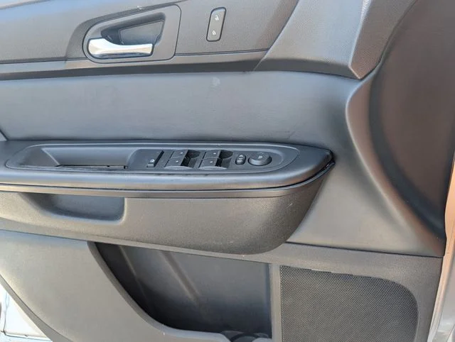 Used 2015 Silver Chevrolet LT image 30