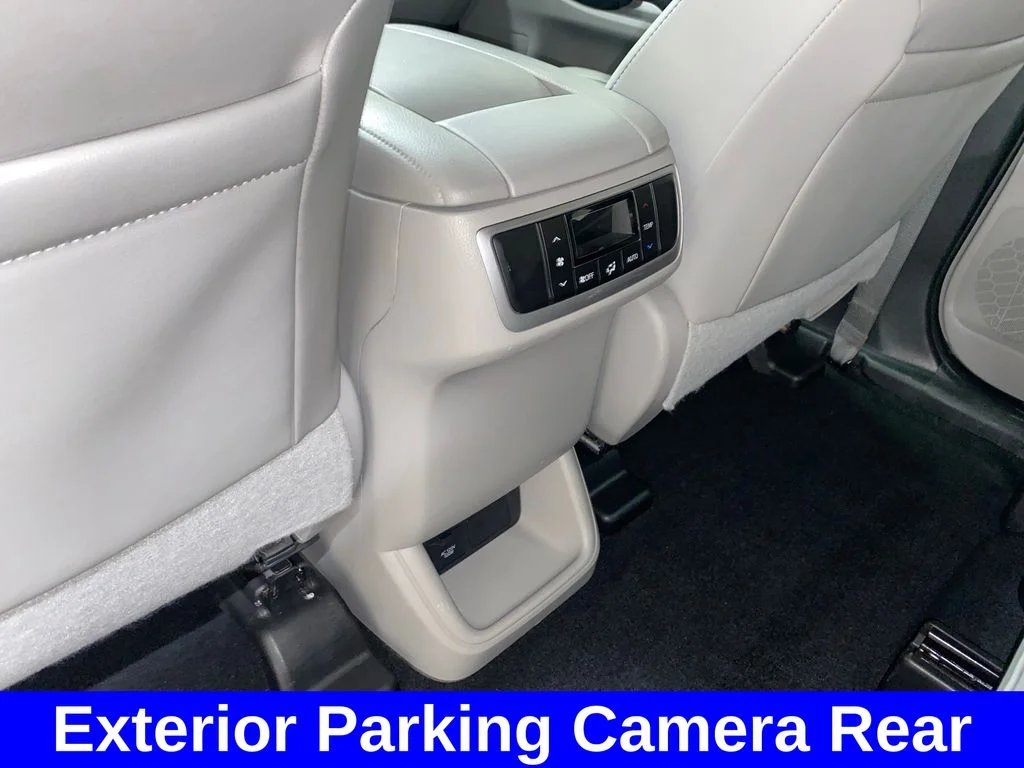 Used 2019 Green Toyota XLE image 14