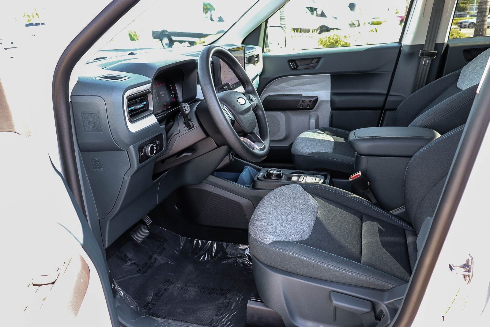 Used 2026 Oxford White Ford XLT image 18