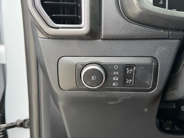 New 2026 Space White Metallic Ford Outer Banks® image 17