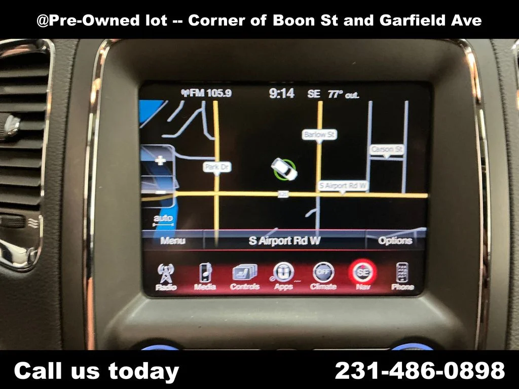 Used 2015 Silver Dodge Limited image 23