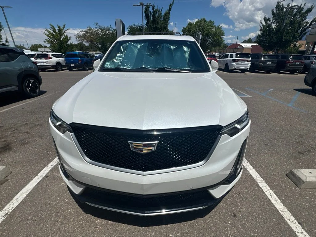 Used 2021 White Cadillac Sport image 3