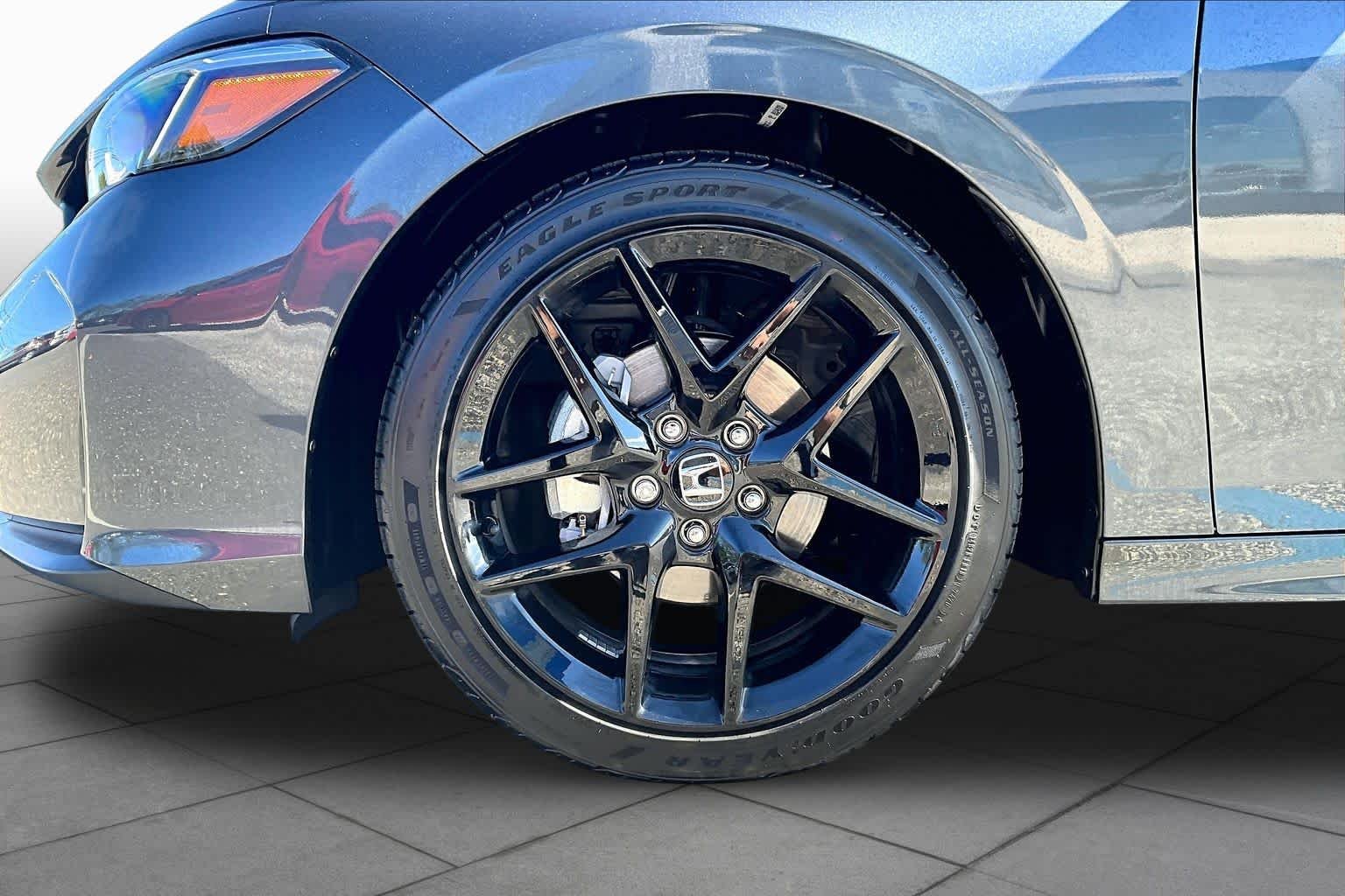 2026 Honda Civic Sport - Photo 11