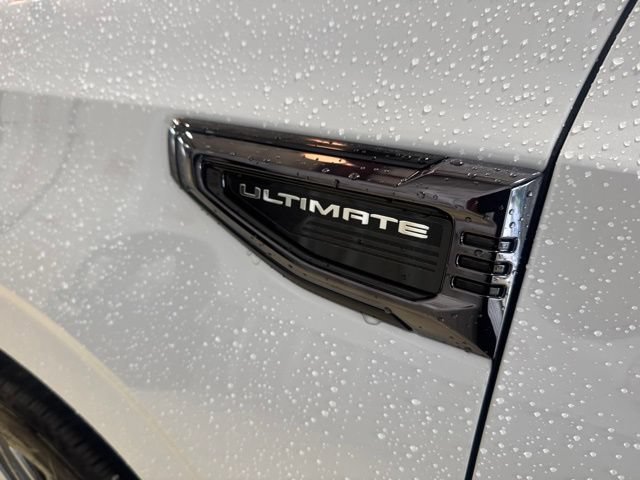 2026 GMC Yukon Denali Ultimate - Photo 31