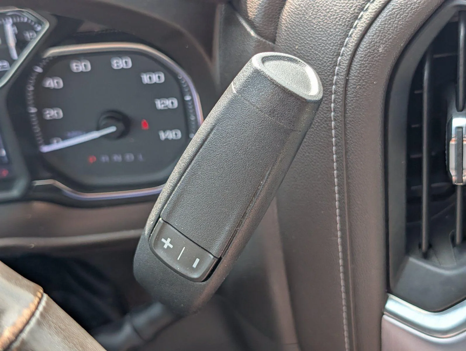 Used 2019 SUMMIT WHITE GMC SLT image 26