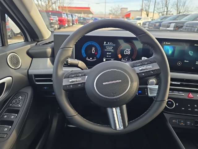 Used 2026 White Hyundai SEL Sport image 14