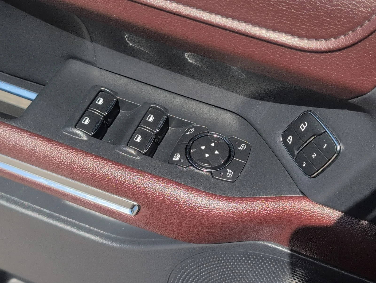 Used 2024 Gray Ford Limited image 16