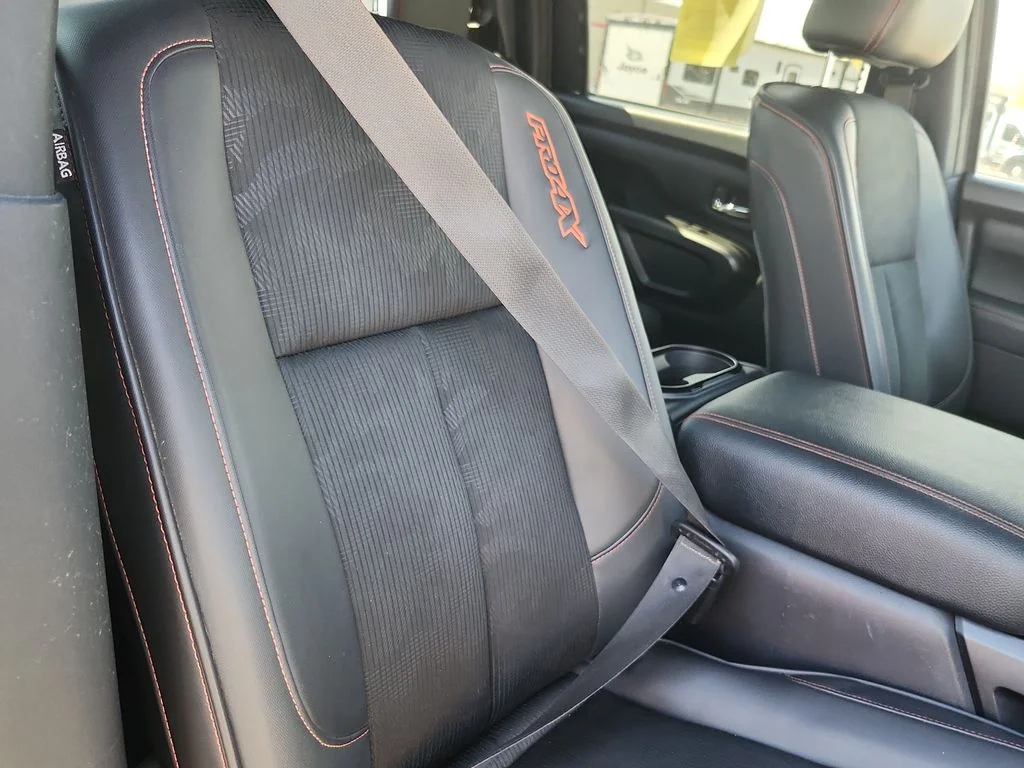 Used 2021 White Nissan PRO-4X image 16