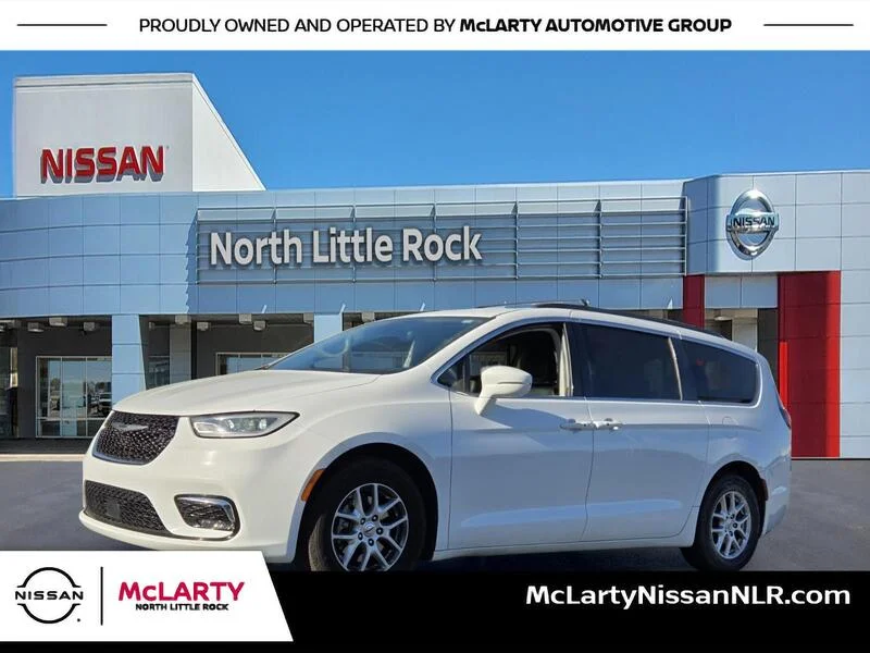 Used 2022 Bright White Clearcoat CHRYSLER TOURING L image 1