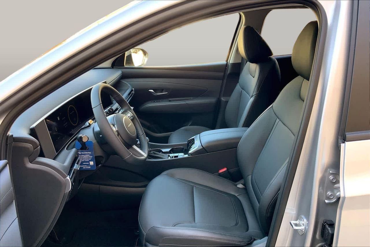 New 2026 Shimmering Silver Hyundai SEL Premium FWD image 7