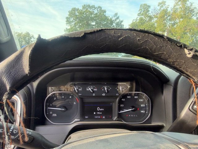 Used 2021 White GMC AT4 image 20