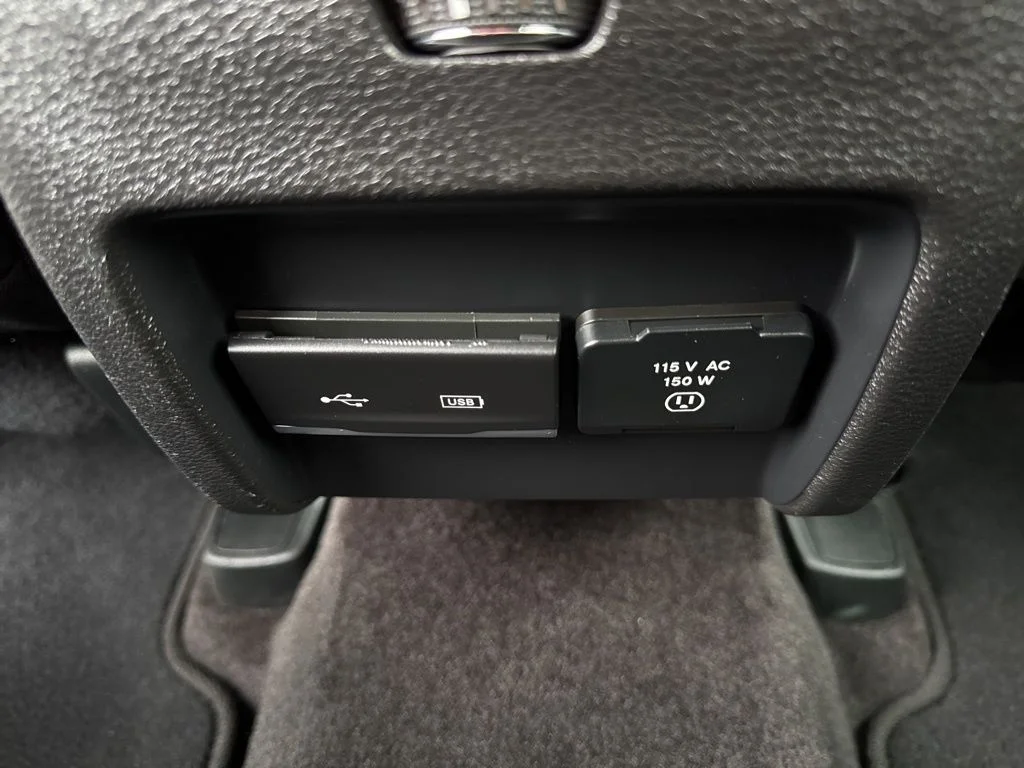 Used 2019 Black Jeep Limited image 22