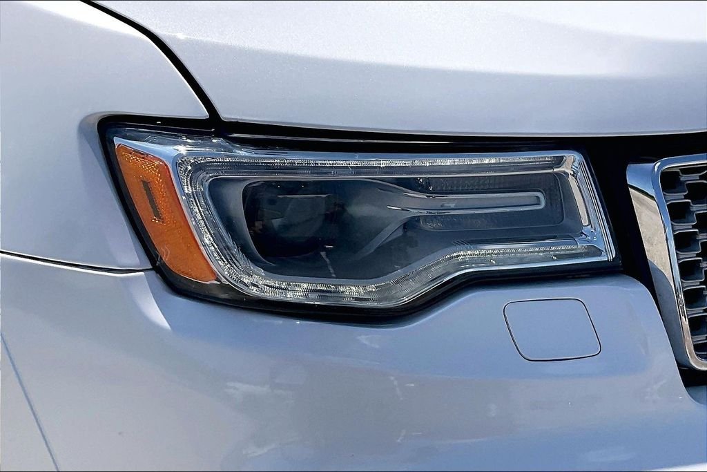 Certified Used 2019 Bright White Clearcoat Jeep Summit image 33