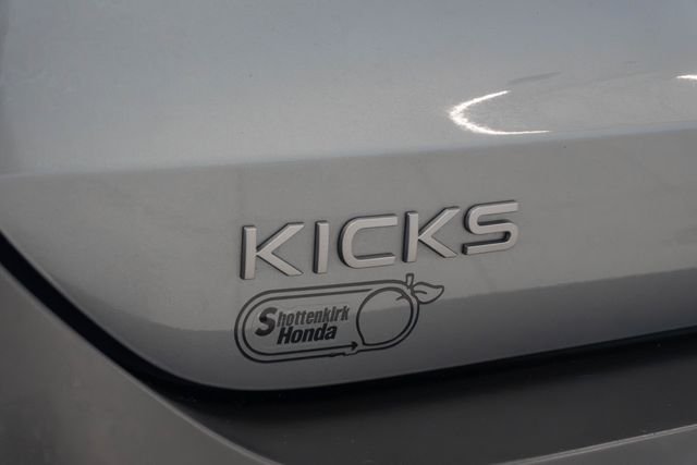 Used 2025 Gray Nissan SR image 27