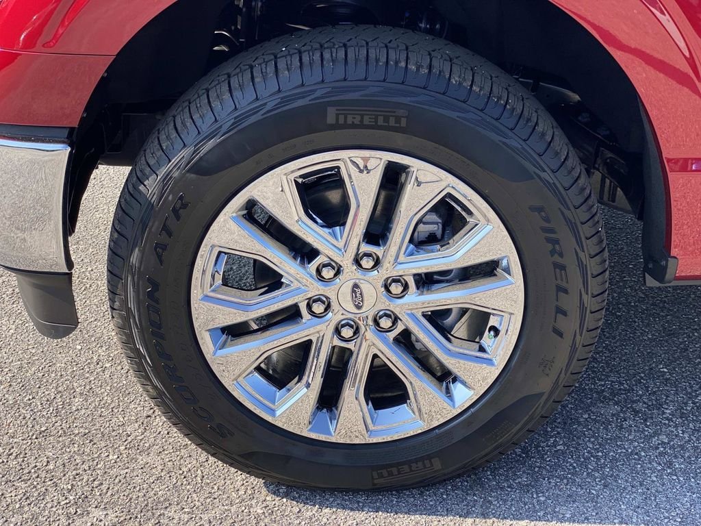 New 2026 Ruby Red Metallic Tinted Clearcoat Ford XLT image 7