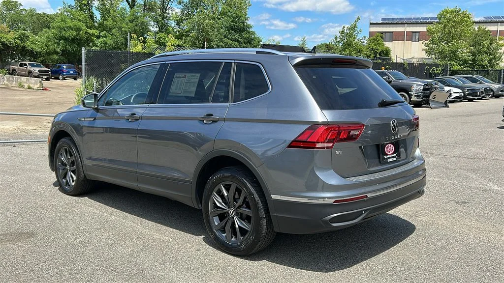 Used 2023 Gray Volkswagen 2.0T SE image 6