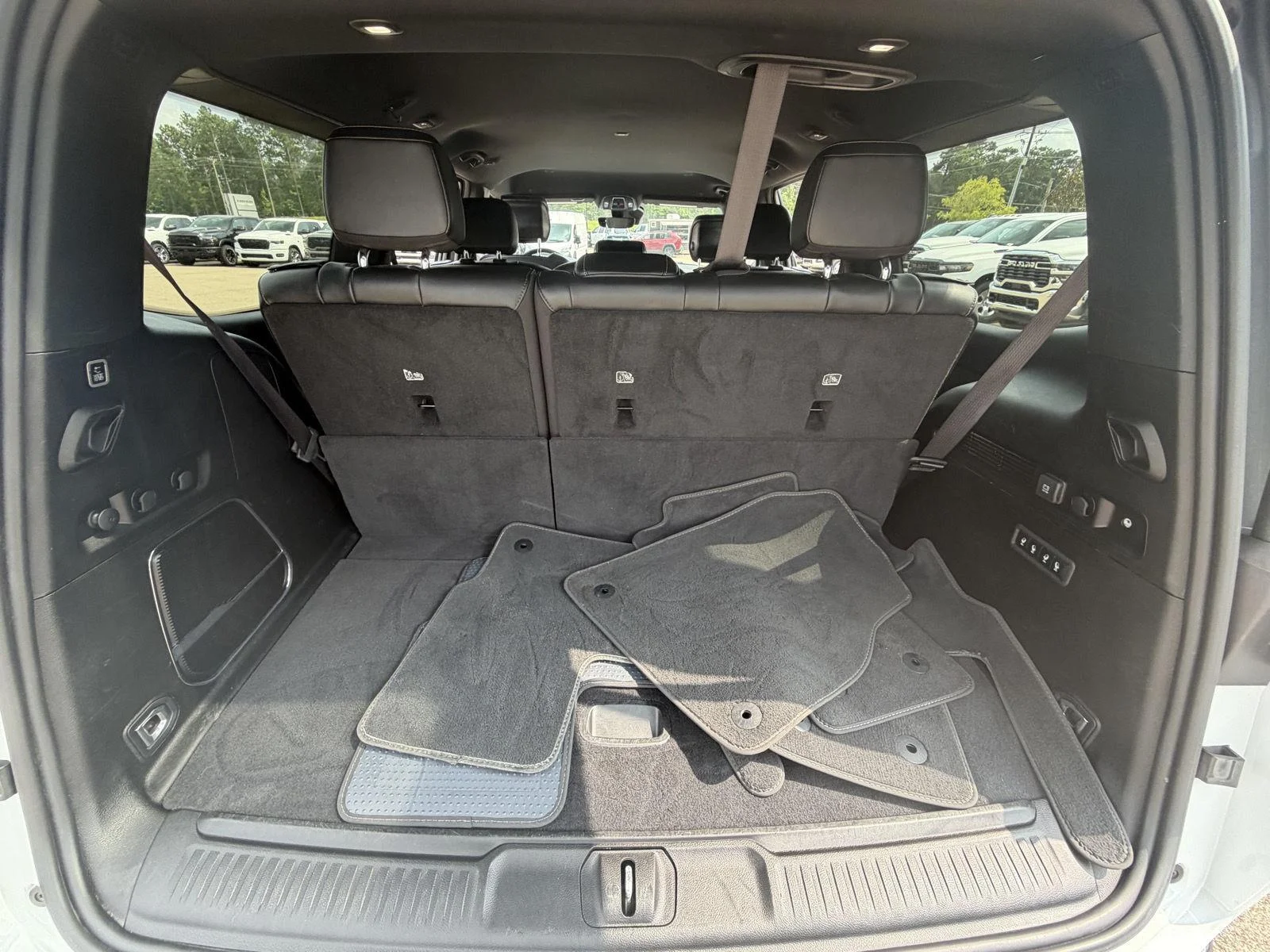 Used 2023 Bright White Clearcoat Jeep Series III image 18