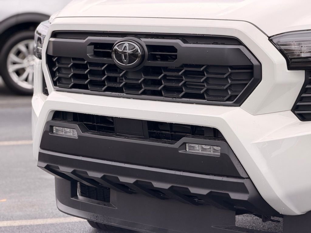 2026 Toyota Tacoma TRD Sport - Photo 7