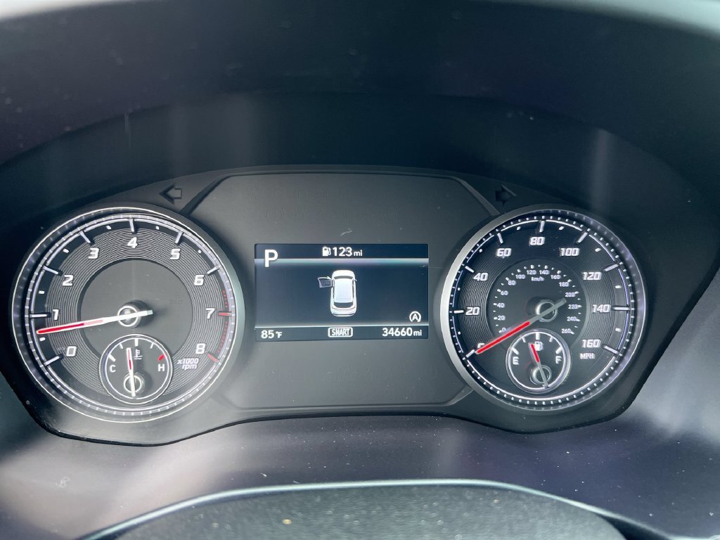 Certified Used 2023 Silver Hyundai SE image 10