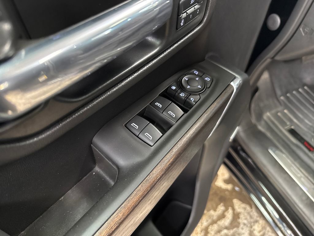 Used 2021 EBONY TWILIGHT METALLIC GMC Denali image 16