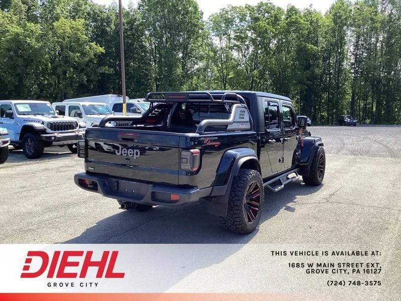 Used 2021 Black Jeep 80th Anniversary 4x4 image 7
