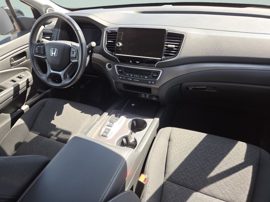 Certified Used 2025 Platinum White Pearl Honda AWD SPORT image 34