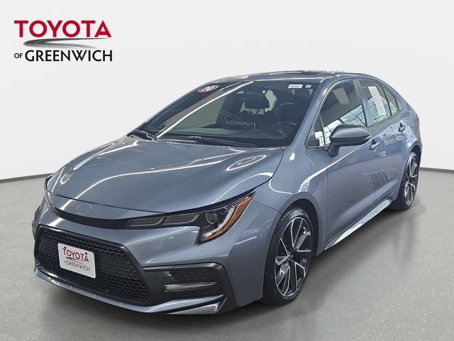 Used 2020  Toyota SE image 7