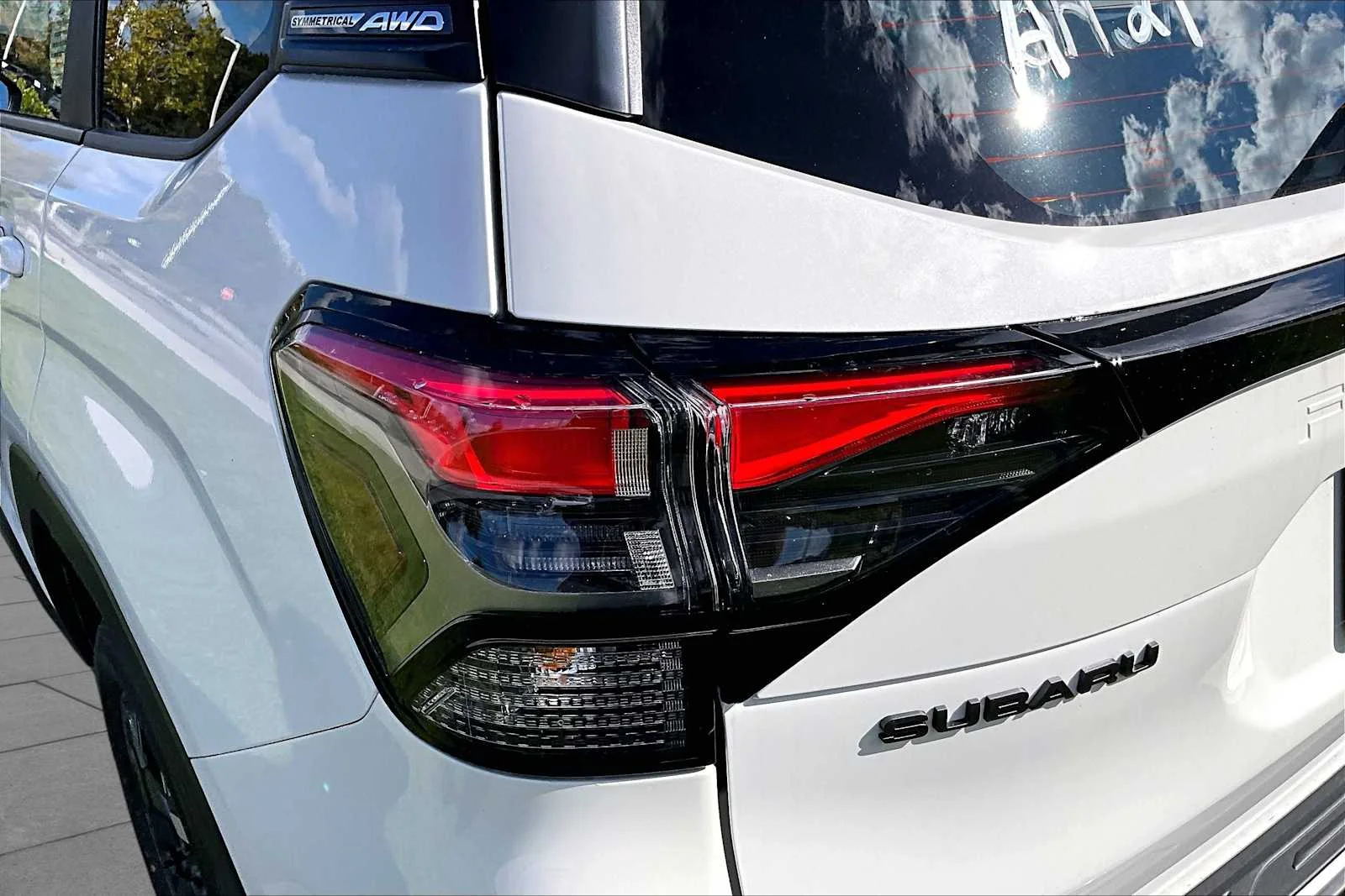 New 2026 Crystal White Pearl Subaru  image 15