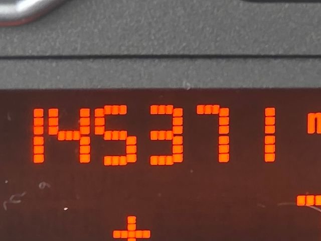 Used 2005  BMW 330i image 23