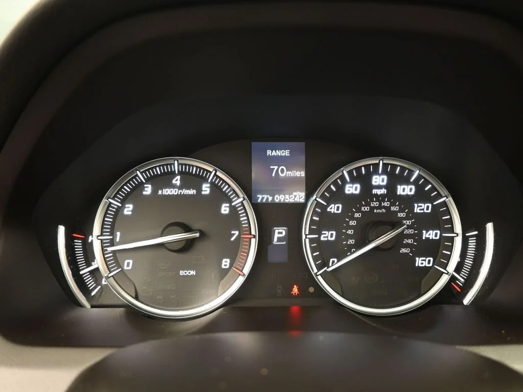Used 2017 Black Acura V6 image 30