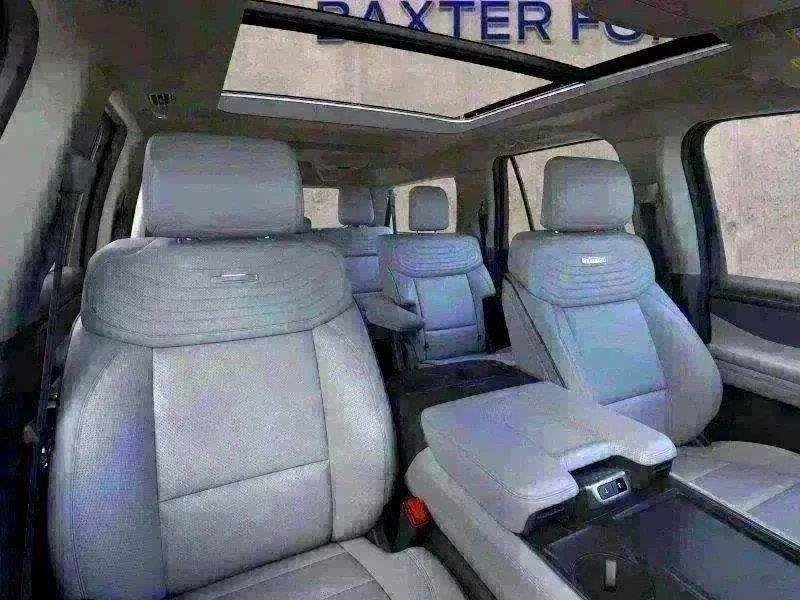 New 2025 Star White Ford Platinum image 48