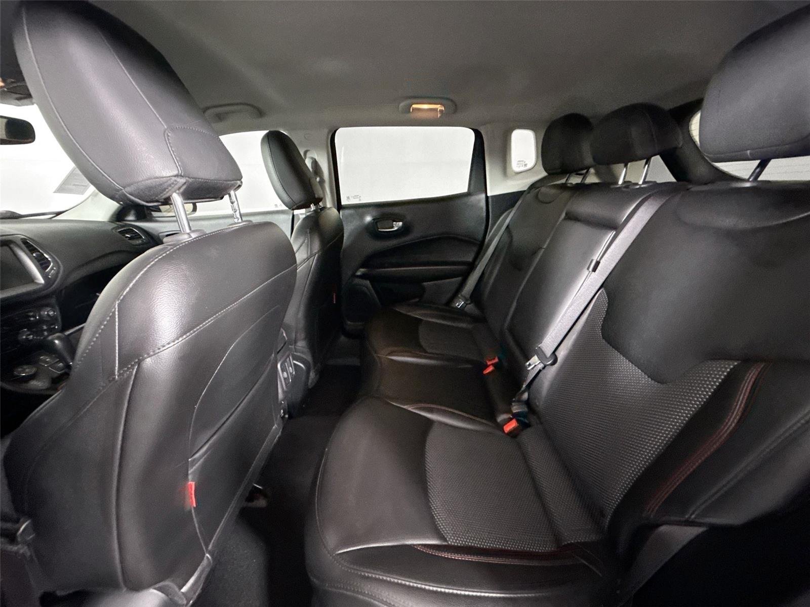 Used 2021 Velvet Red Pearlcoat Jeep Trailhawk image 30