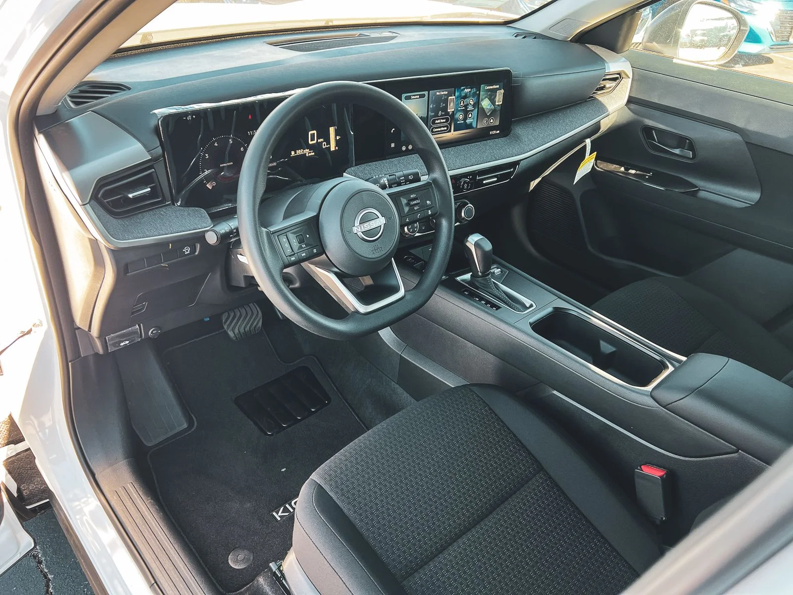 2026 Nissan KICKS S - Photo 20