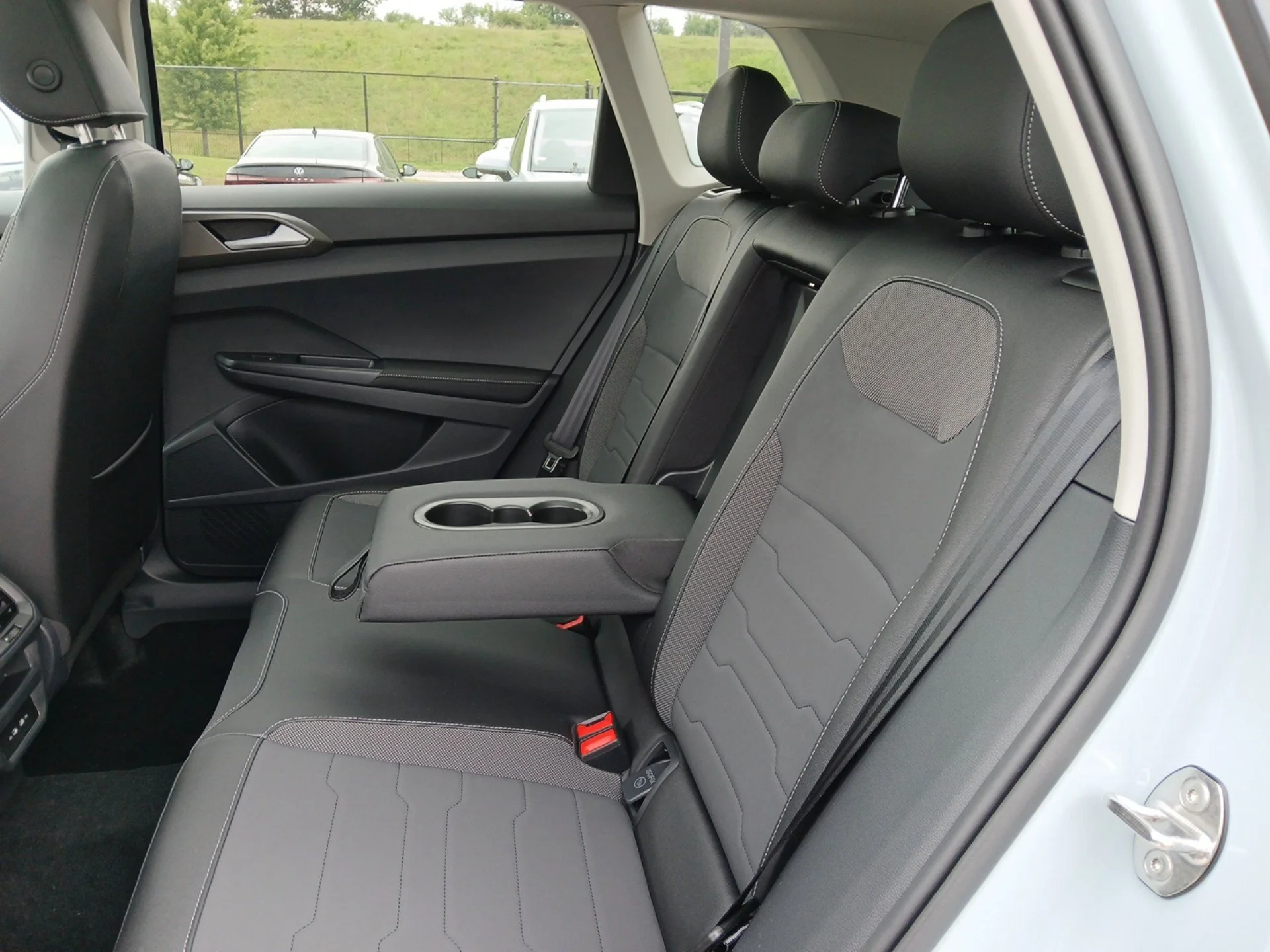 New 2026 Monument Gray W/Deep Black Roof Volkswagen 1.5T SE Black image 22