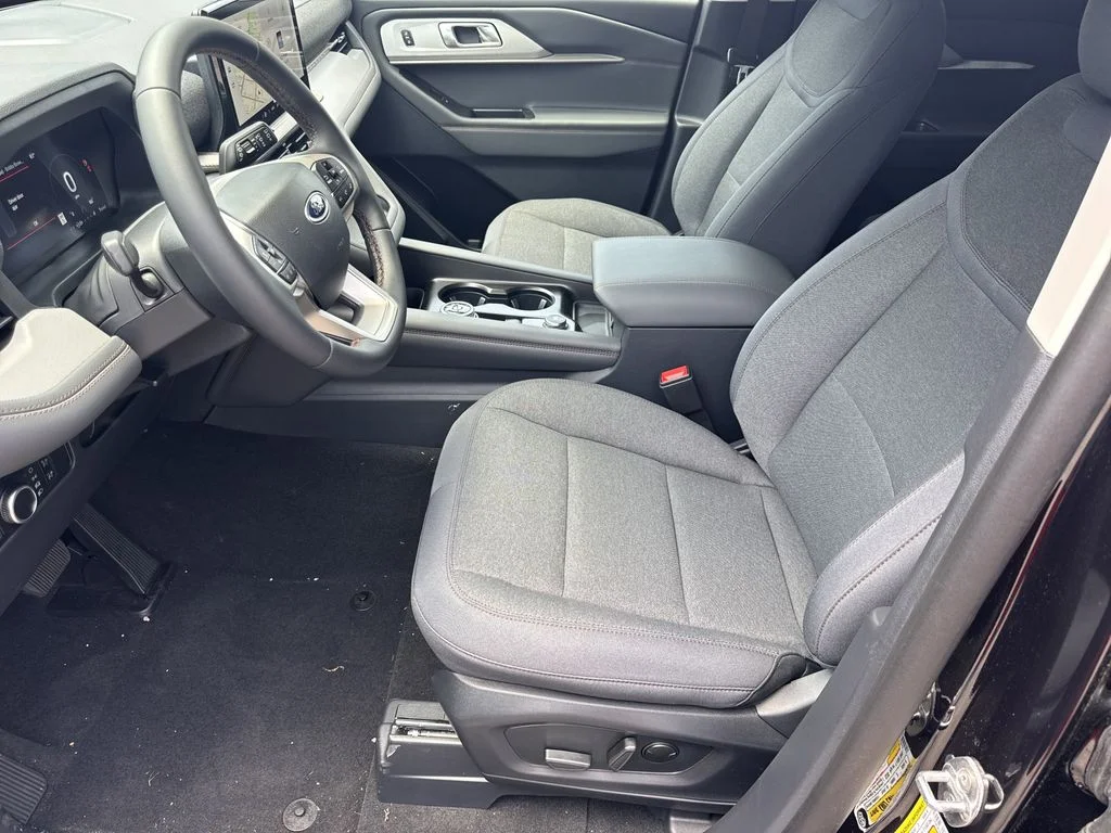 New 2026 Black Ford Active image 9