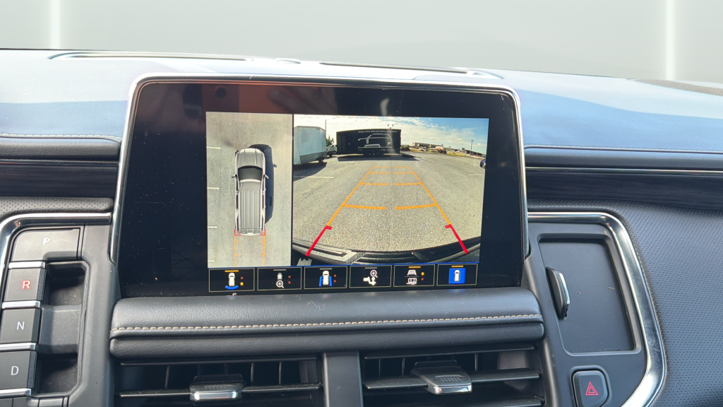 Used 2023 Black GMC SLT image 23