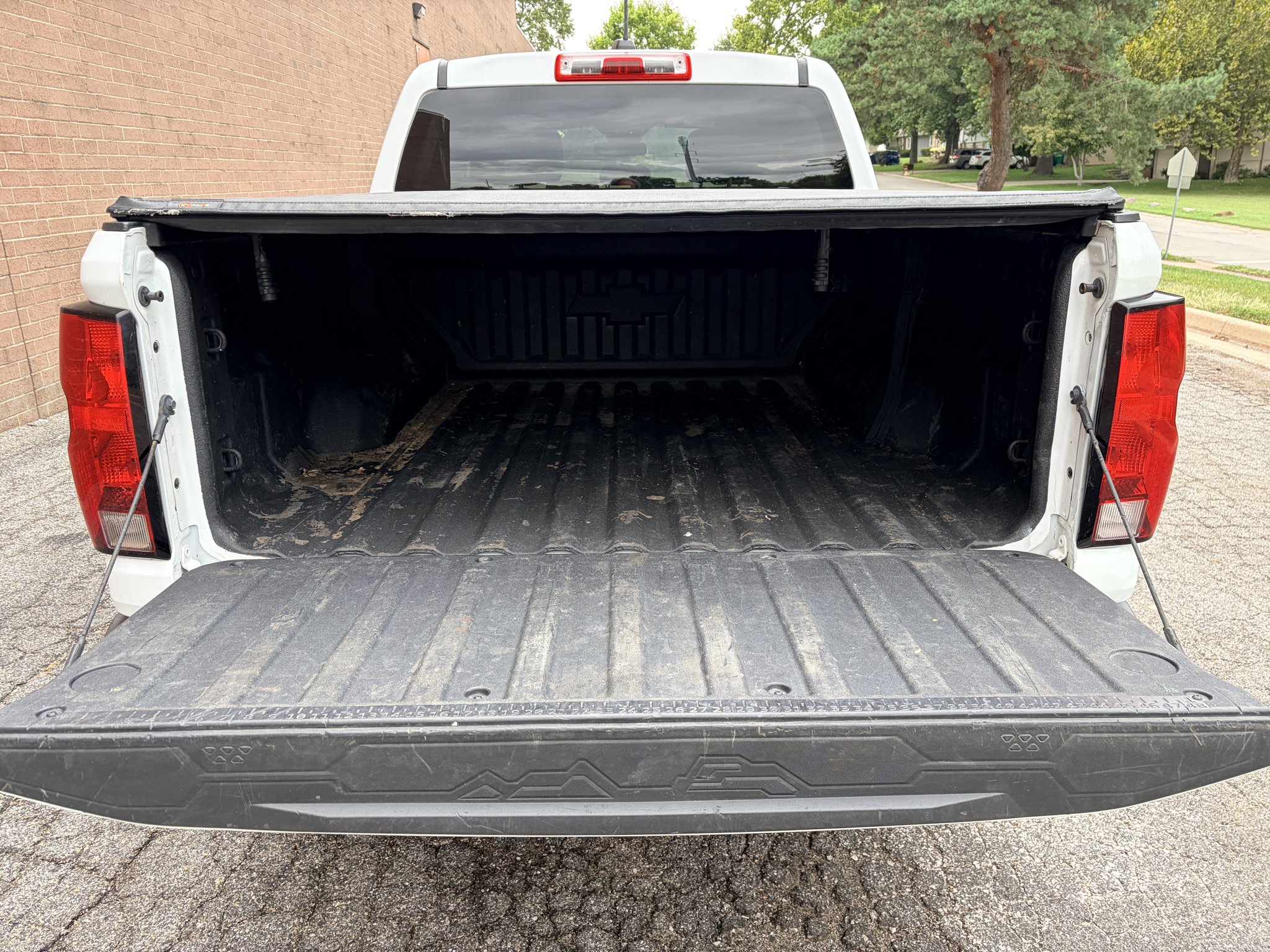 Used 2023 Summit White Chevrolet 4WD Trail Boss image 30