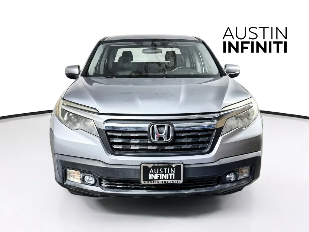 Used 2017 Modern Steel Metallic Honda RTL image 2