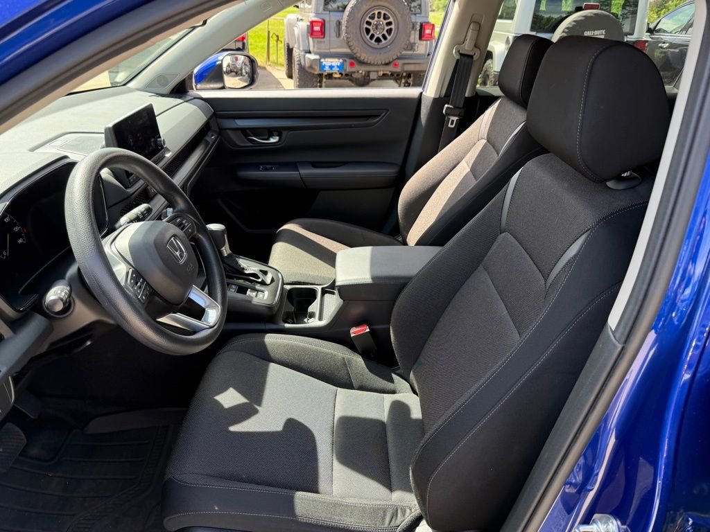 Used 2023  Honda EX image 13