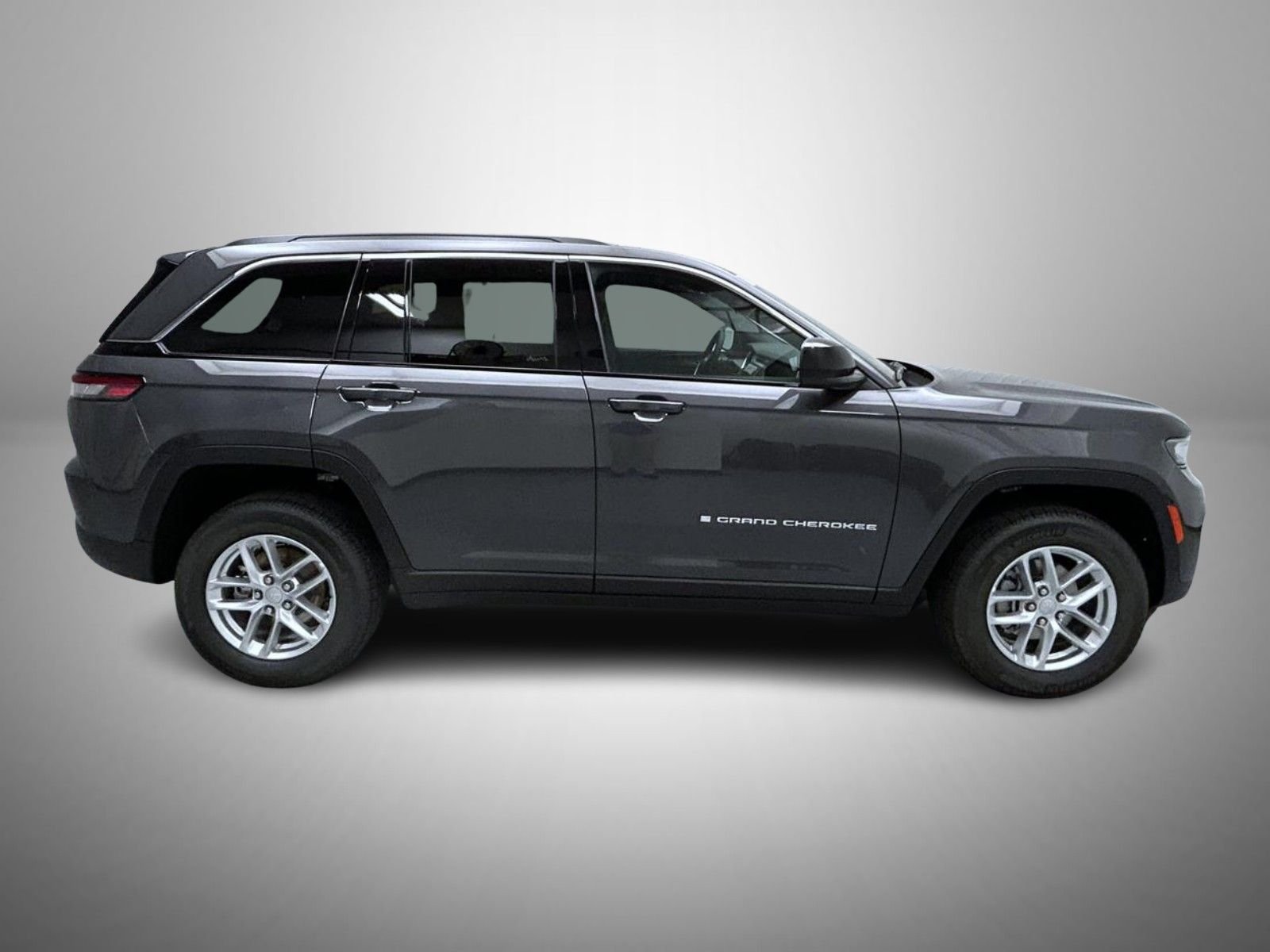 New 2026 Baltic Gray Metallic Clear-Coat Exterior Paint Jeep Laredo X image 4