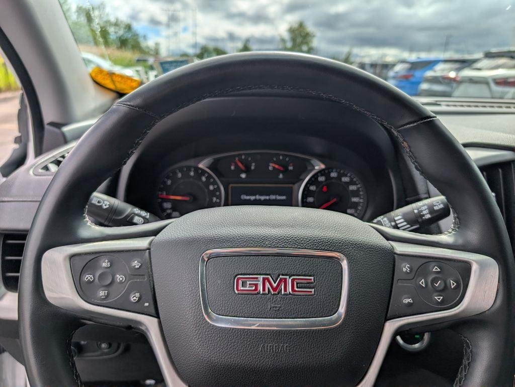 Used 2023 Summit White GMC SLT image 11