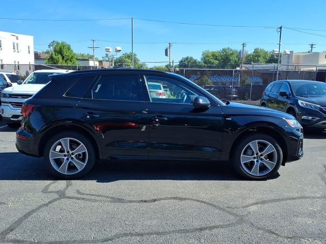 Used 2025 Black Audi S-LINE image 5
