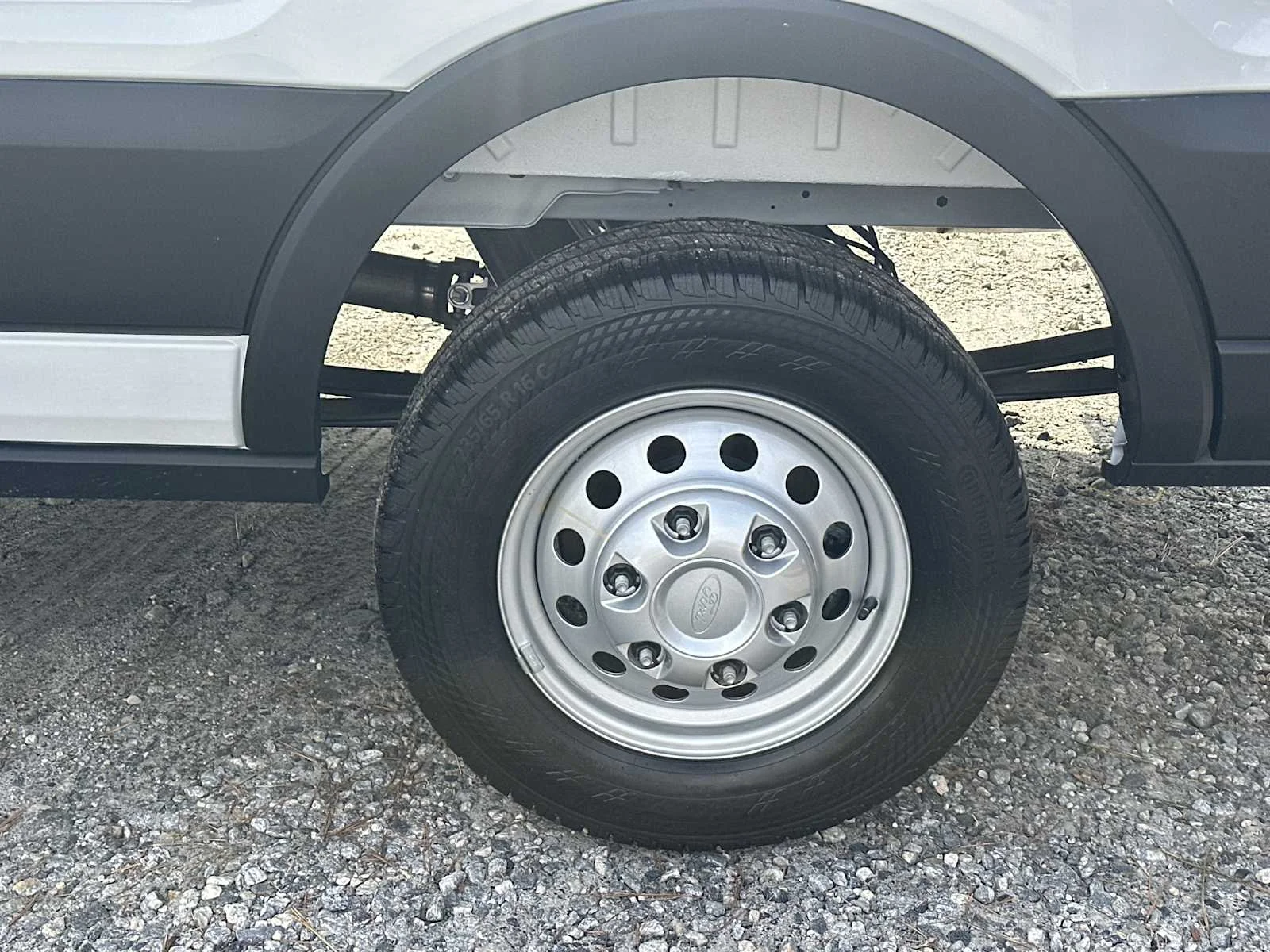 New 2026 Oxford White Ford Cargo Van image 21