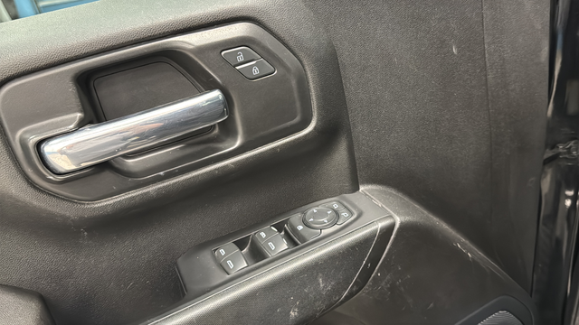 Used 2022 Black Chevrolet Custom Trail Boss image 21