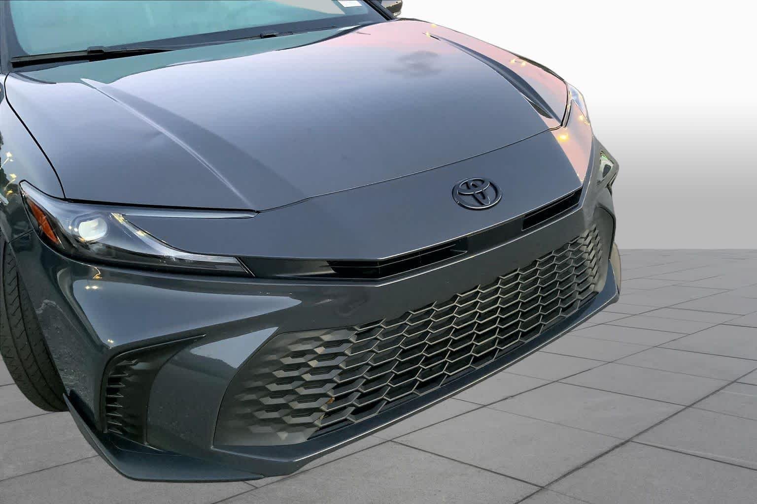 Used 2025 Underground Toyota SE image 27