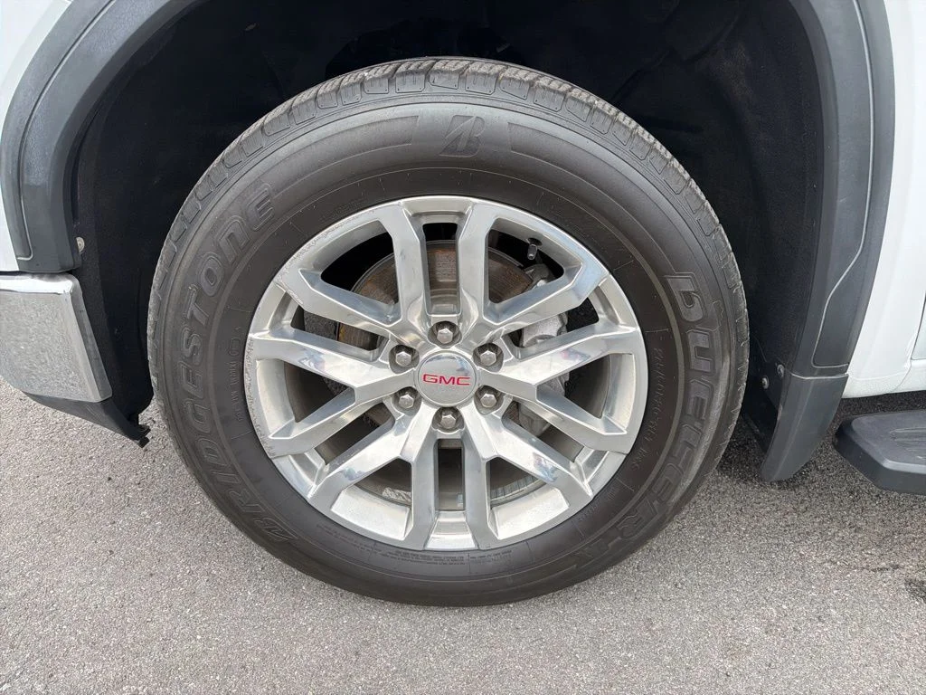 Used 2019 White GMC SLT image 11