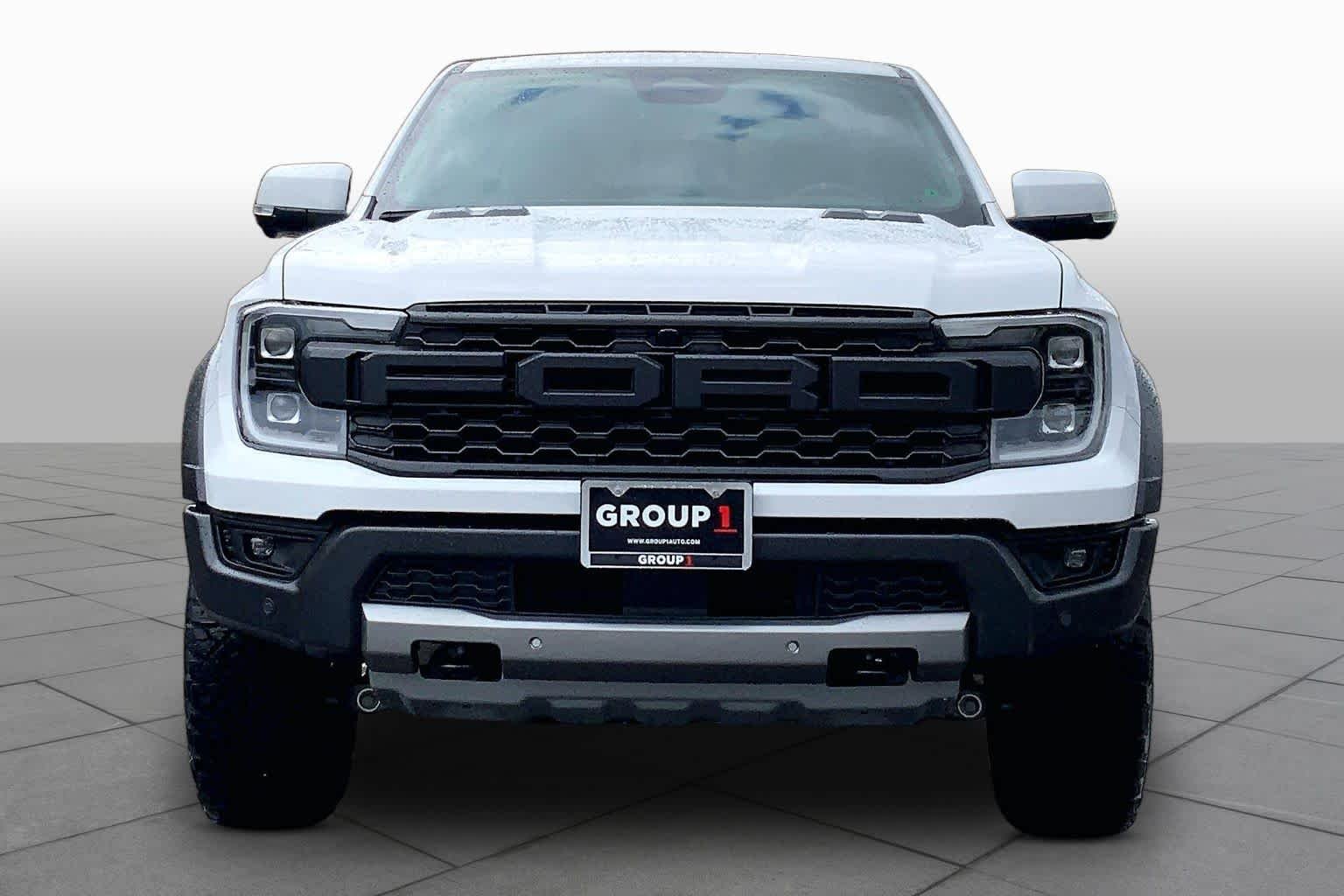 Used 2025 Oxford White Ford Raptor image 4